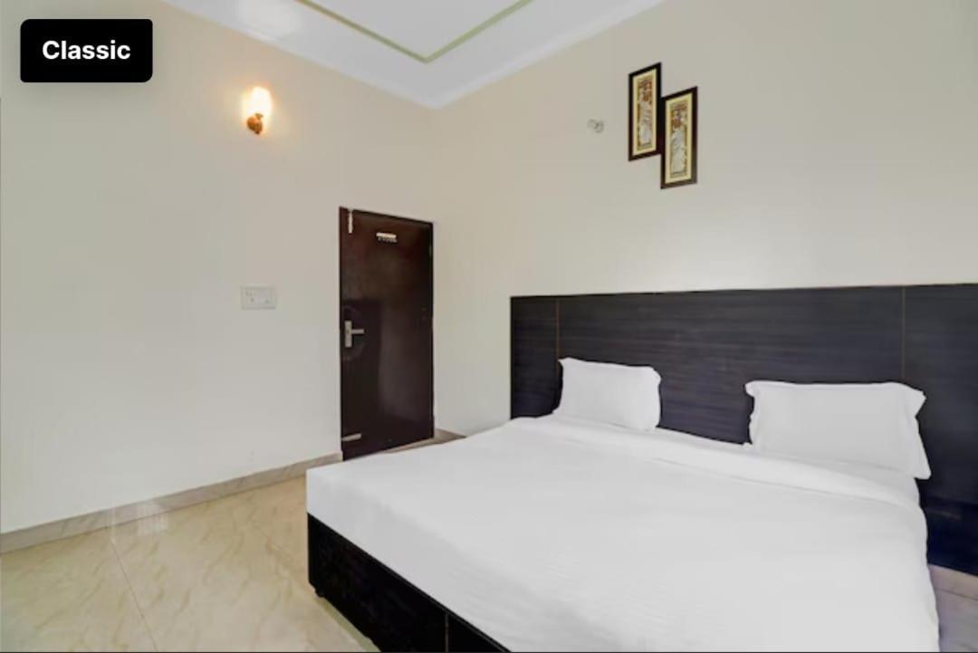 Hotel Olive Tree Agra  Exterior photo